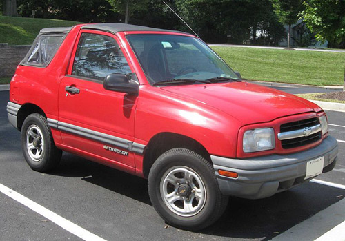 Product picture Chevrolet Tracker 1999-2004 Service Repair Manual