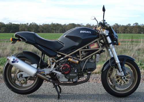 Product picture Ducati Monster 900 M900 1993-1999 Service Repair Manual